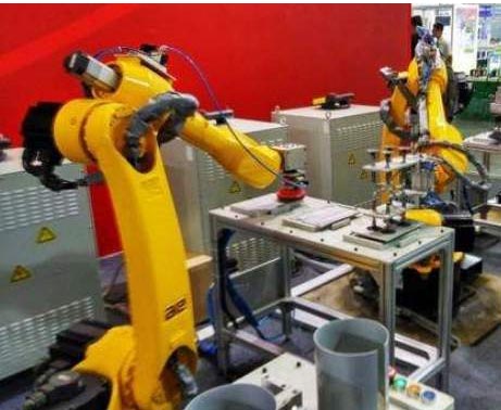 工業(yè)機器人焊割工作站